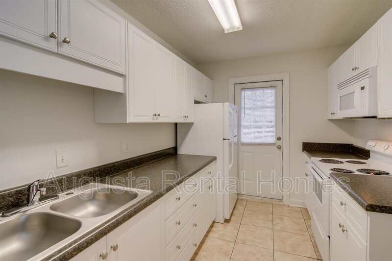 2905 Arrowhead Drive - D8 property image