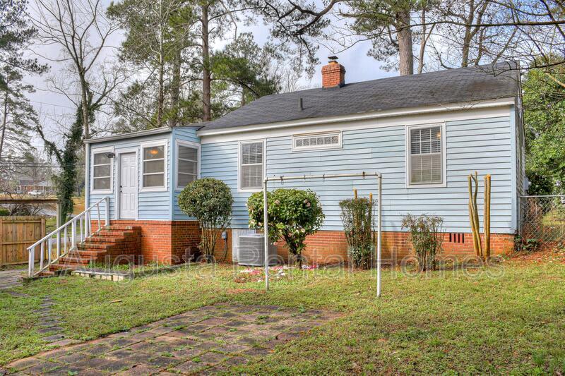 1019 1/2 Bedford Drive property image