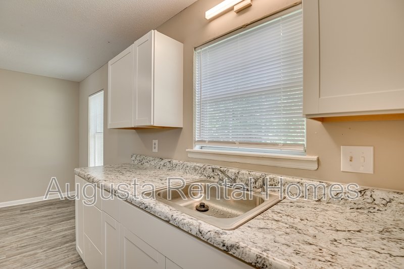 940 Stevens Creek Road 302 property image