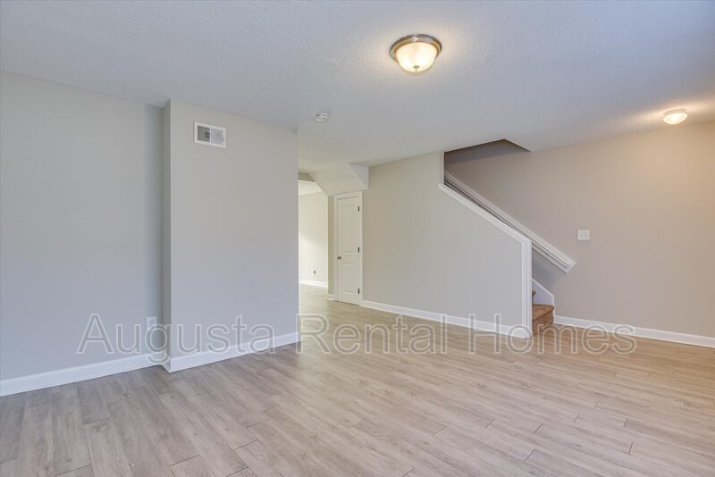 2905 Arrowhead Drive - E2 property image