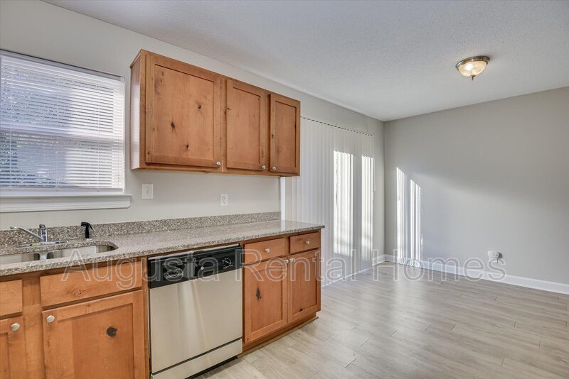 2905 Arrowhead Drive - E2 property image