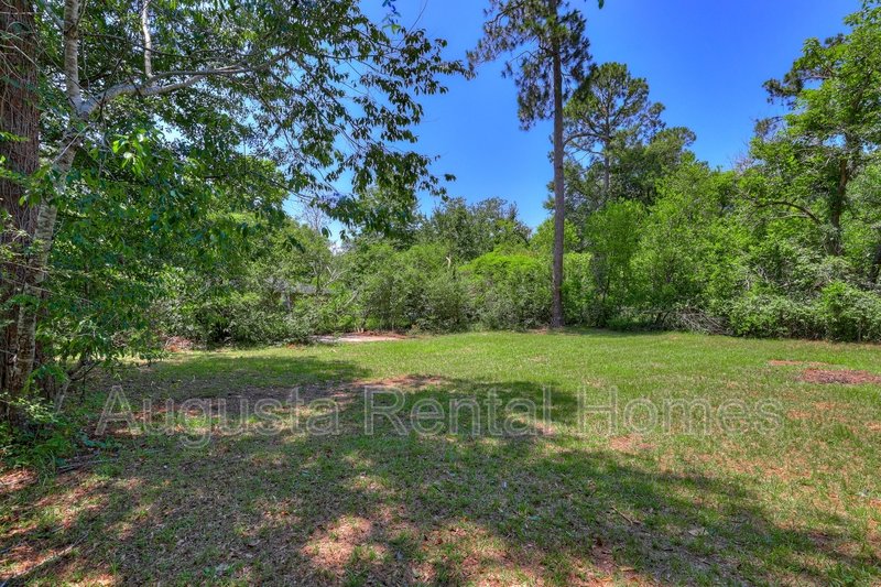 2404 Southdale Drive property image