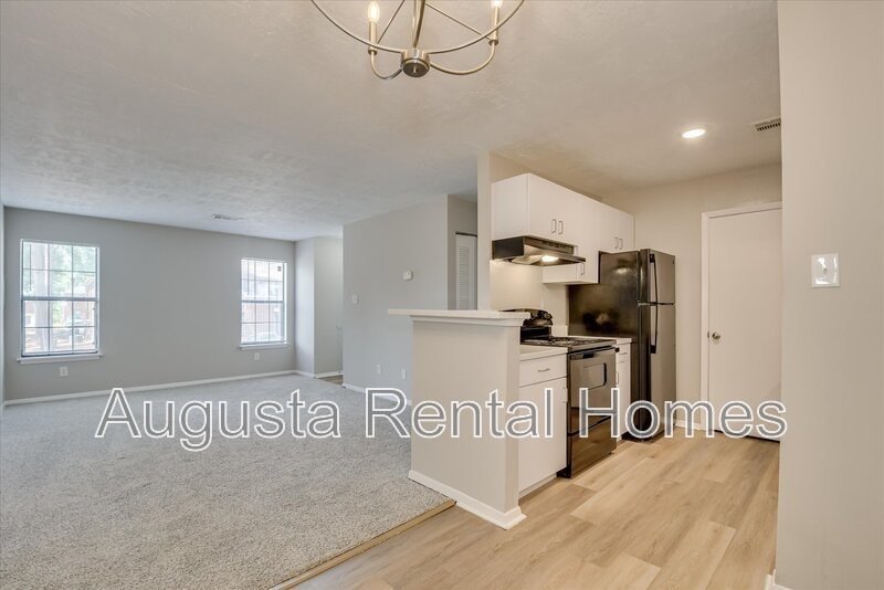 2515 Center West Parkway - 3F property image