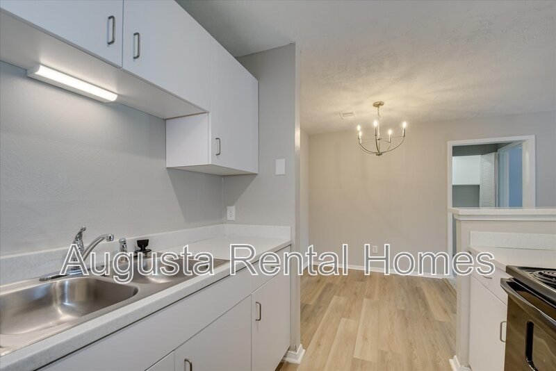 2515 Center West Parkway - 3F property image