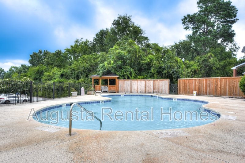 2515 Center West Parkway - 3F property image