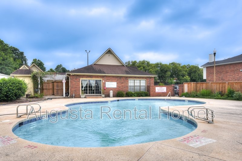 2515 Center West Parkway - 3F property image