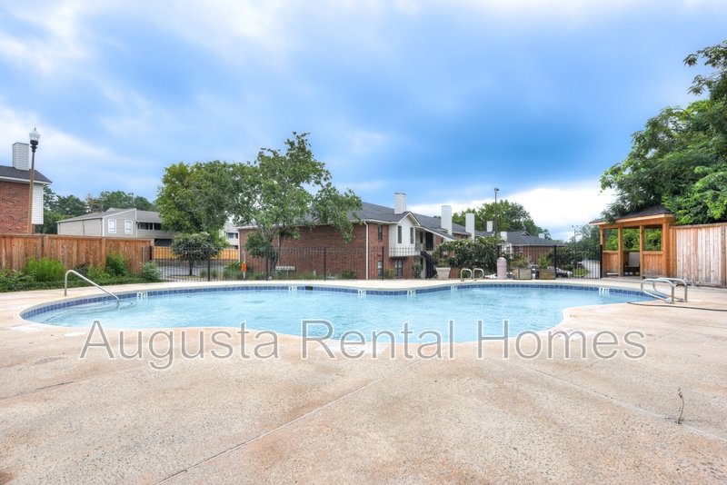 2515 Center West Parkway - 3F property image