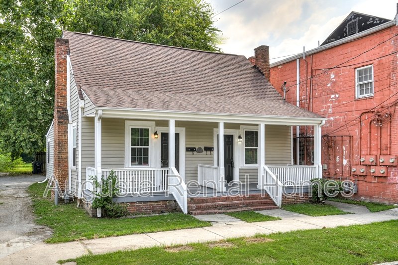 262 Walker Street - B property image