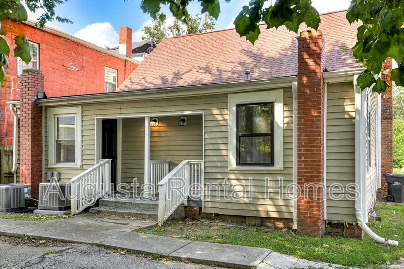 262 Walker Street - B property image