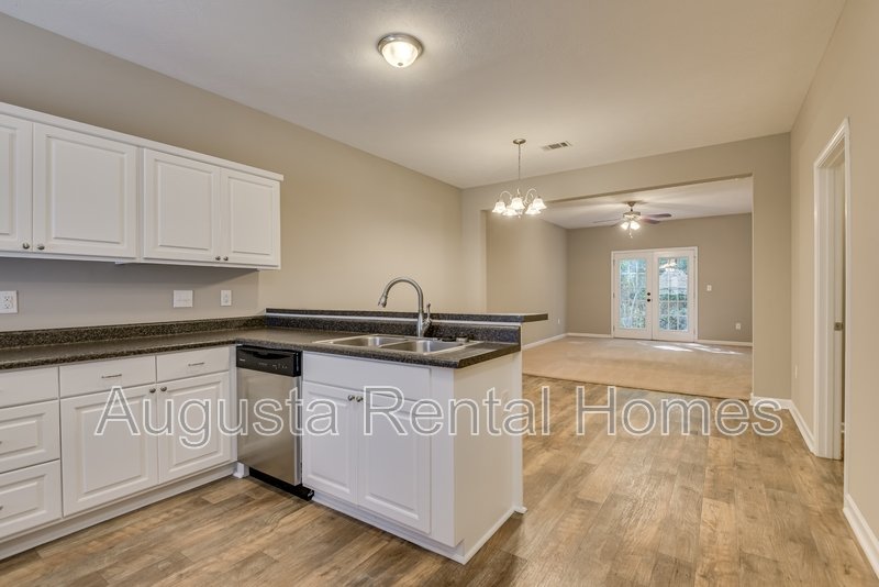 205 Old Berzelia Road property image