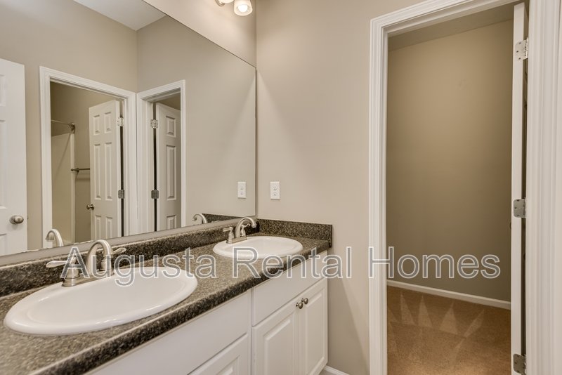 205 Old Berzelia Road property image