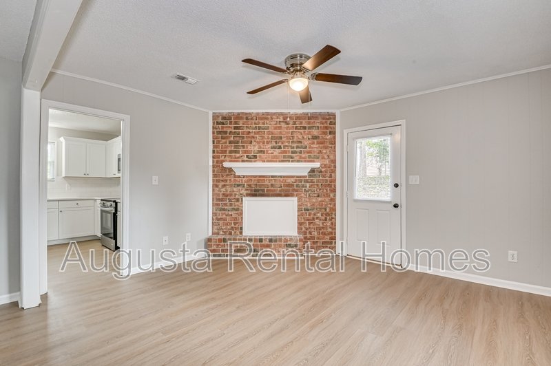 208 Foxdale Drive property image