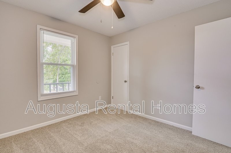 208 Foxdale Drive property image