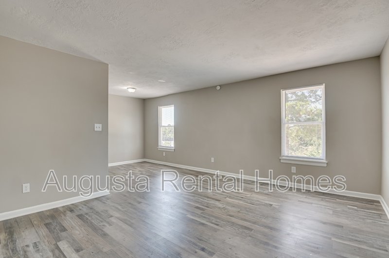 150 Conifer Drive property image