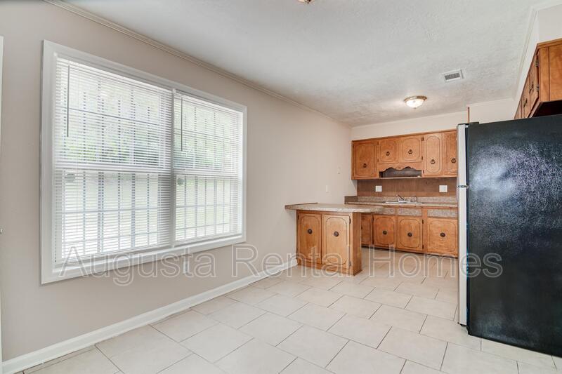 3453 Pine Hill Road property image