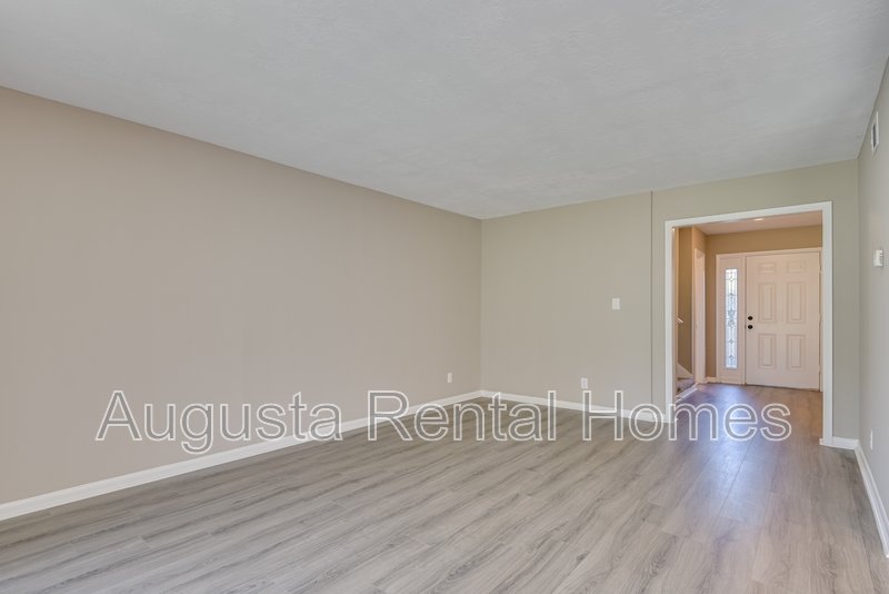 1674 Goshen Road - 1 Unit A3 property image