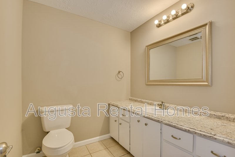 1674 Goshen Road - 1 Unit A3 property image