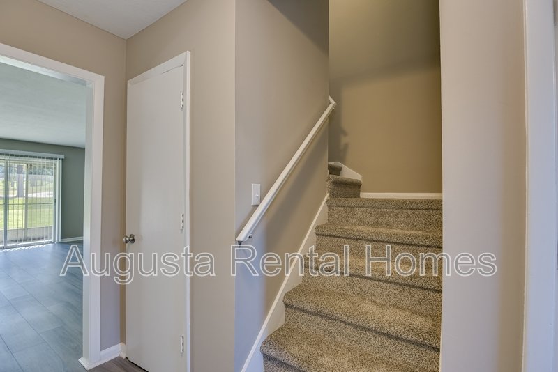 1674 Goshen Road - 1 Unit A3 property image