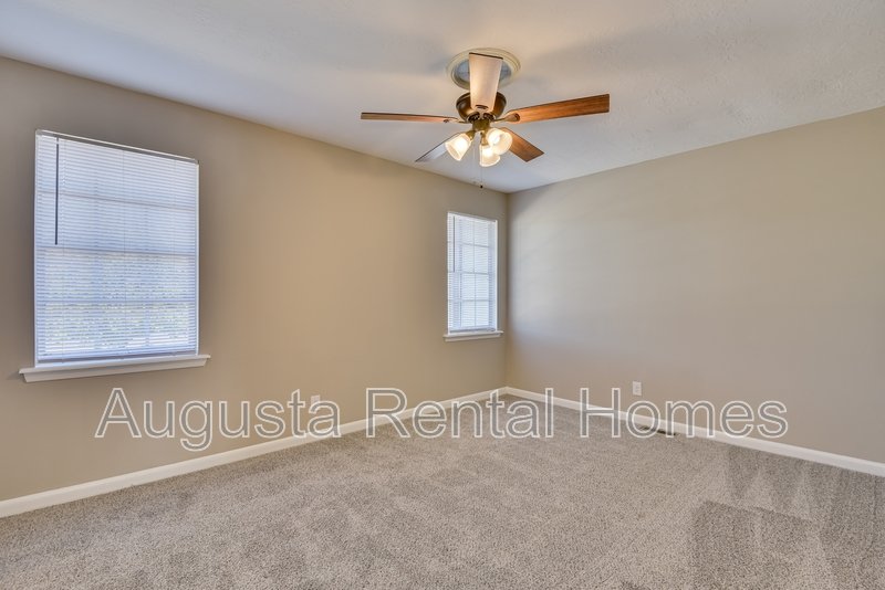 1674 Goshen Road - 1 Unit A3 property image