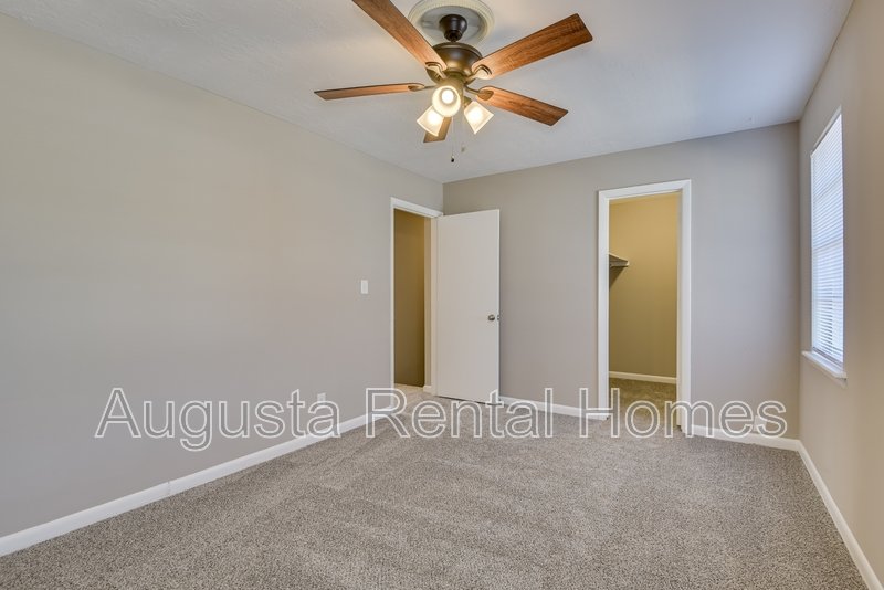 1674 Goshen Road - 1 Unit A3 property image