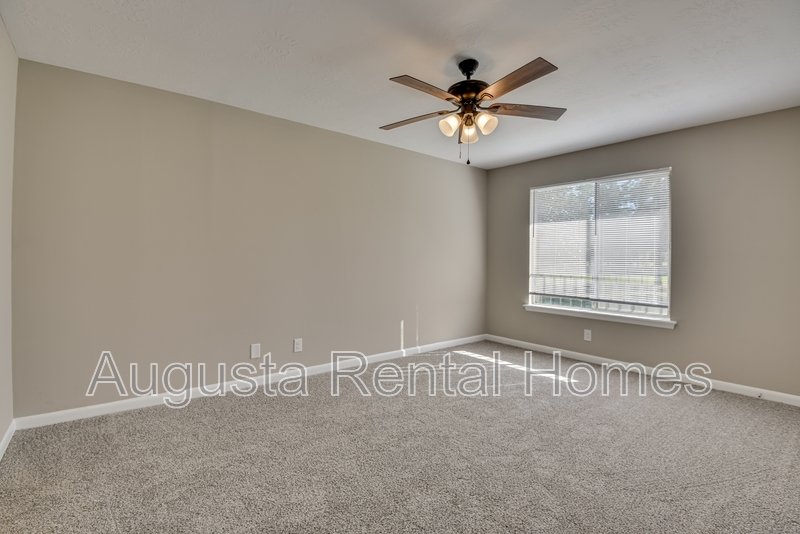 1674 Goshen Road - 1 Unit A3 property image