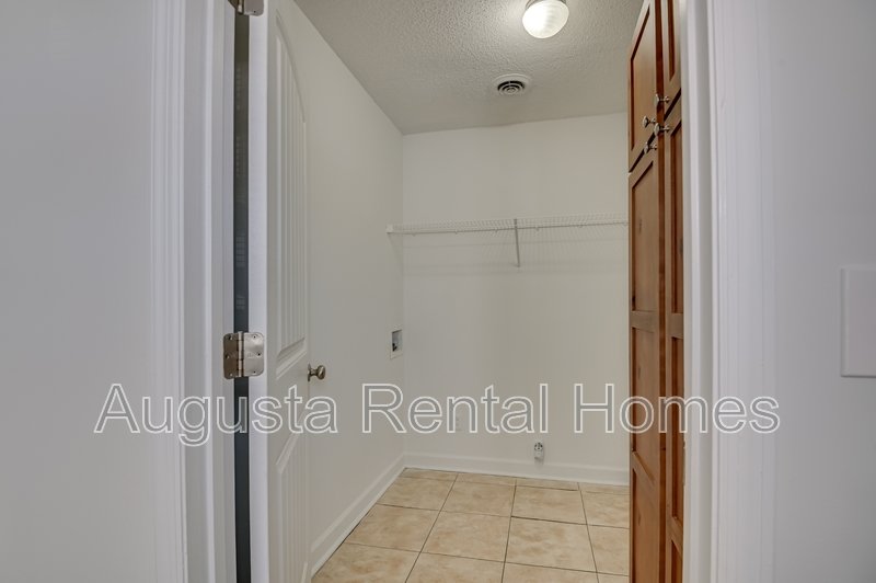 2905 Arrowhead Drive - C4 property image