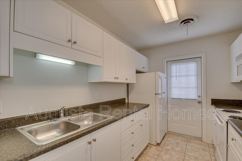 2905 Arrowhead Drive - J4 property image