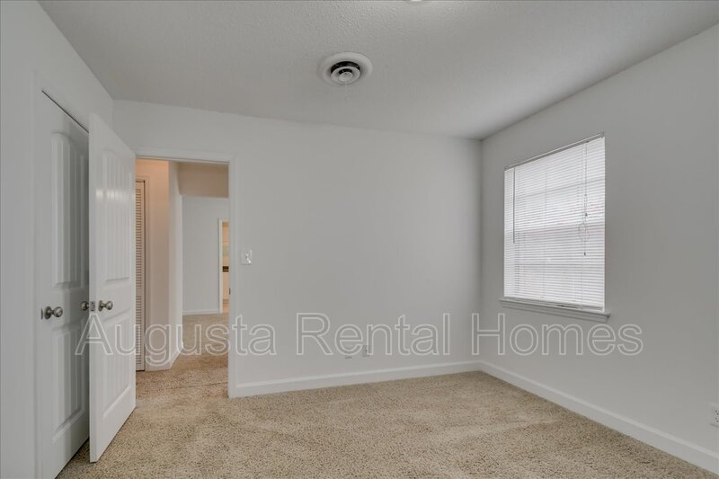 2905 Arrowhead Drive - J4 property image