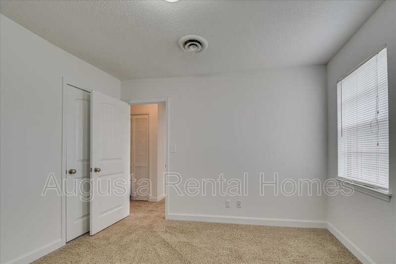 2905 Arrowhead Drive - J4 property image