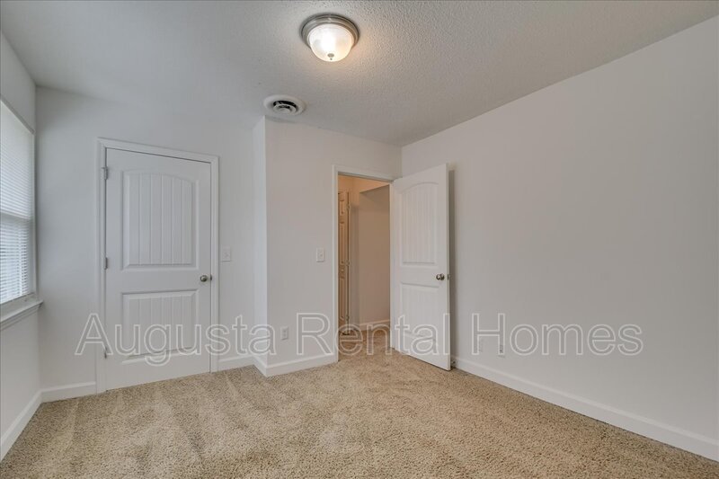 2905 Arrowhead Drive - J4 property image