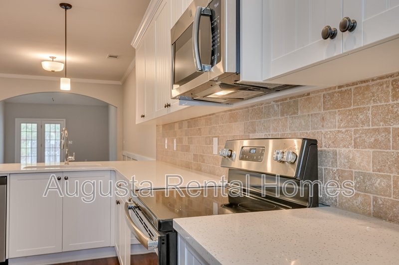 5352 Nikki Way property image