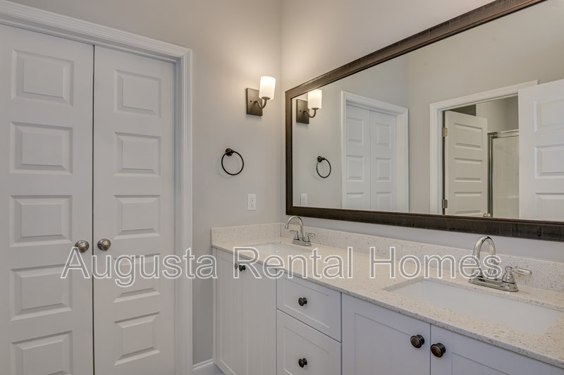 5352 Nikki Way property image