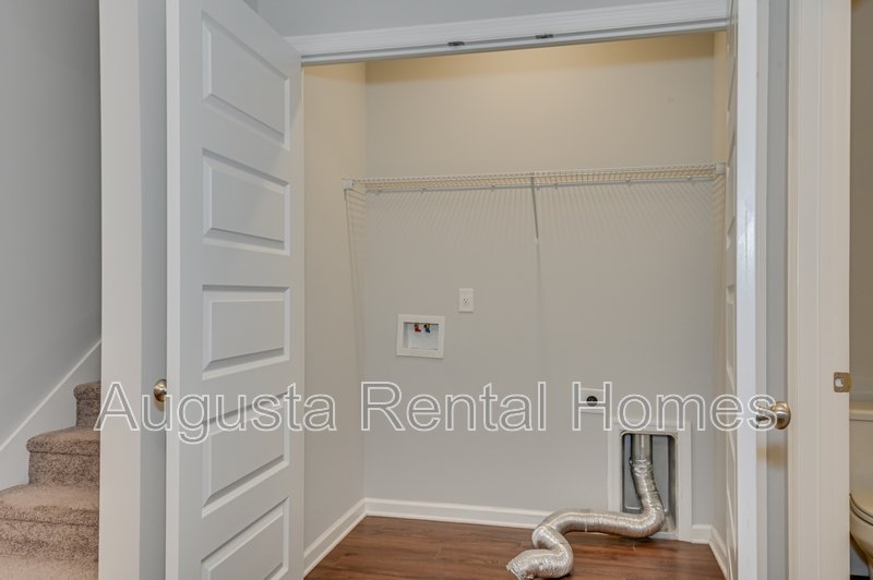 5352 Nikki Way property image