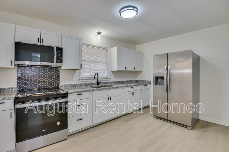 2618 Providence Court property image