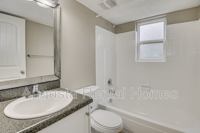 2905 Arrowhead Drive - D10 property image