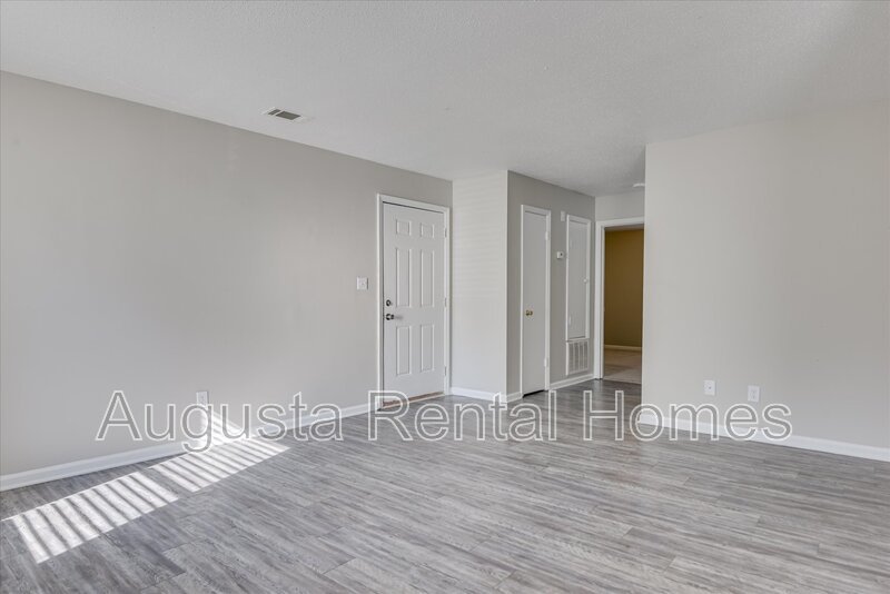 171 Chalet North Court property image