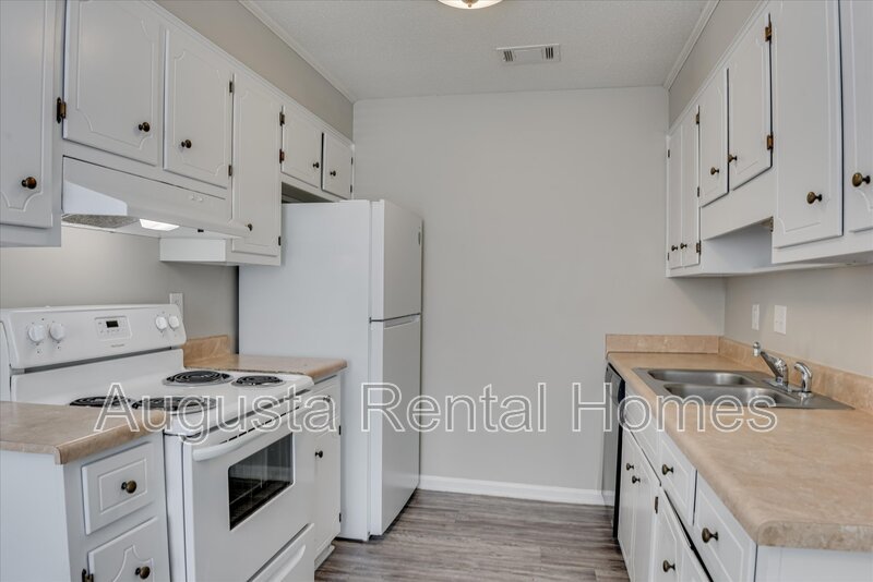 171 Chalet North Court property image