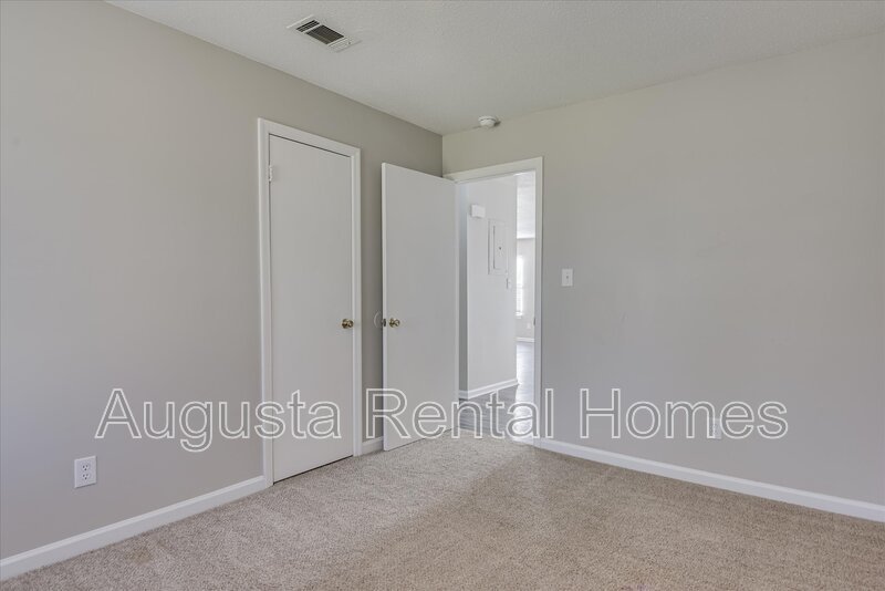 171 Chalet North Court property image