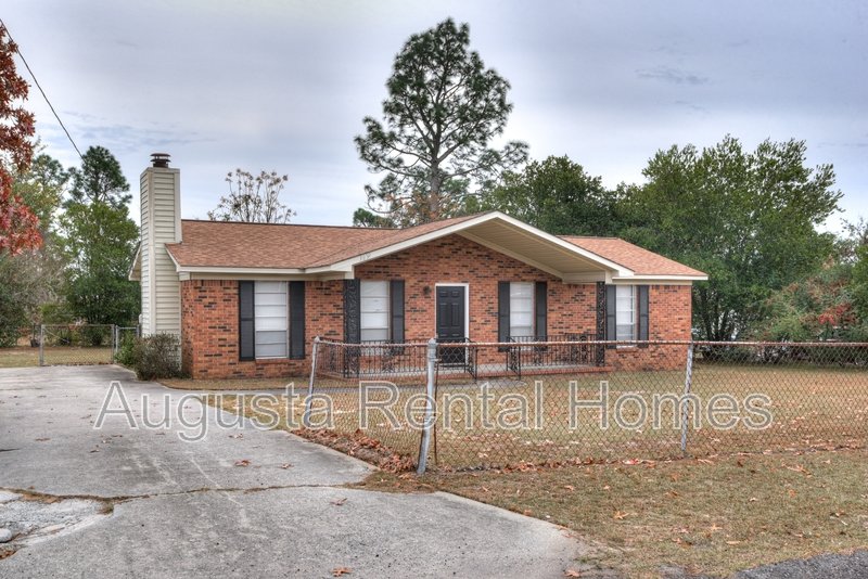 3859 Fairington Drive property image