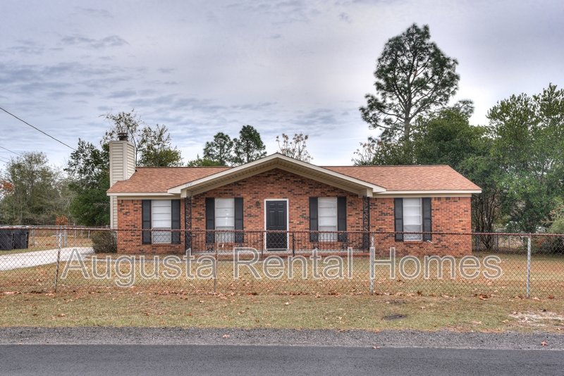 3859 Fairington Drive property image