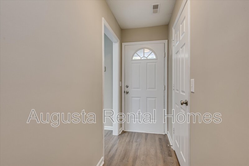 108 Kelly Drive property image