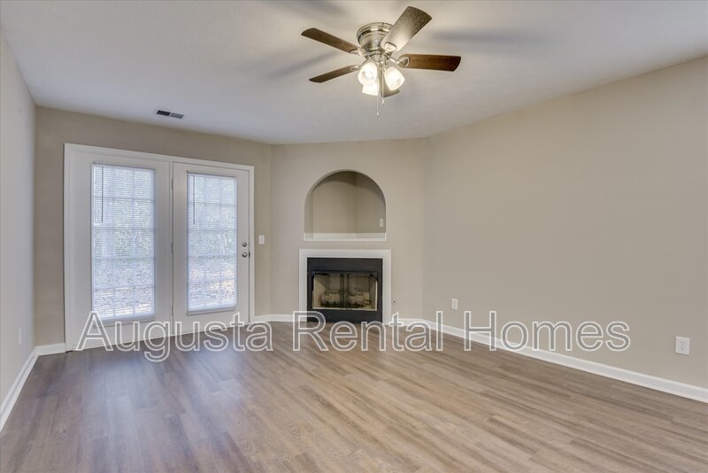 108 Kelly Drive property image