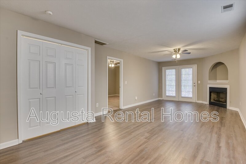 108 Kelly Drive property image