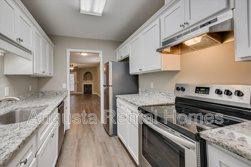 108 Kelly Drive property image