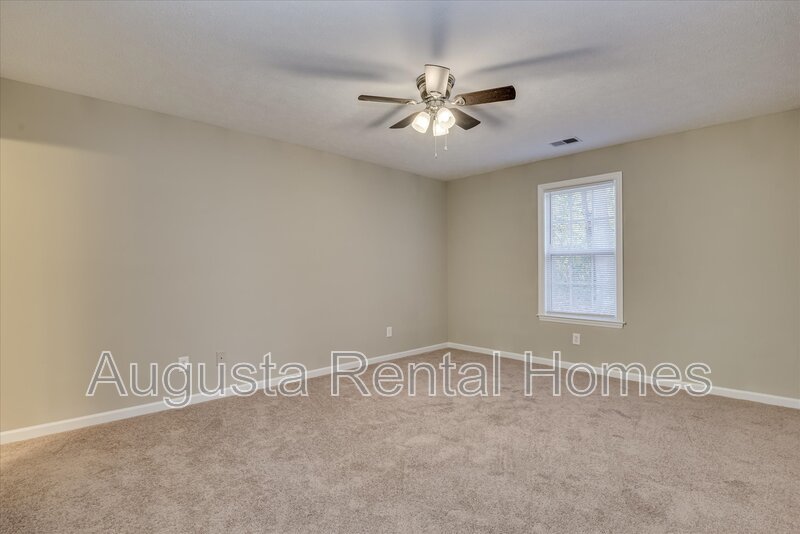 108 Kelly Drive property image