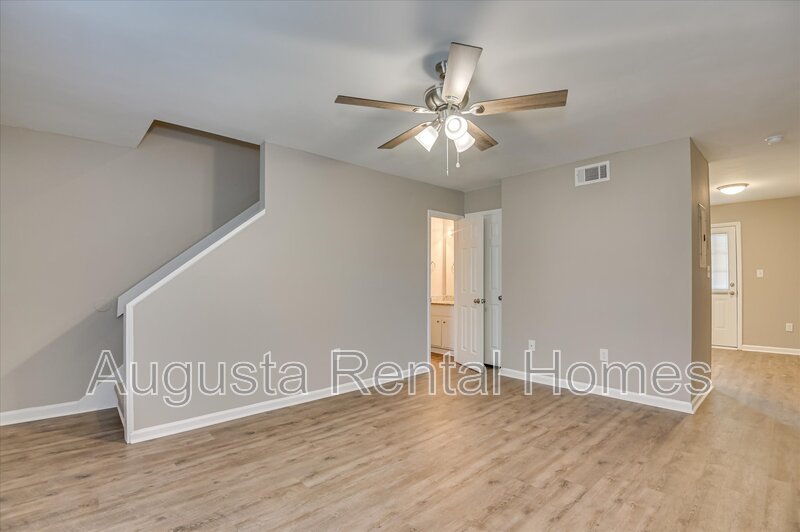 142 Chalet North Boulevard - 142 property image