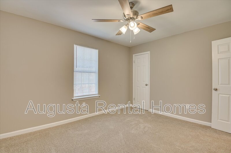 142 Chalet North Boulevard - 142 property image