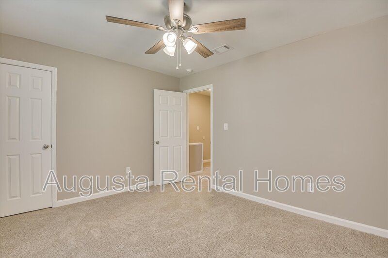 142 Chalet North Boulevard - 142 property image