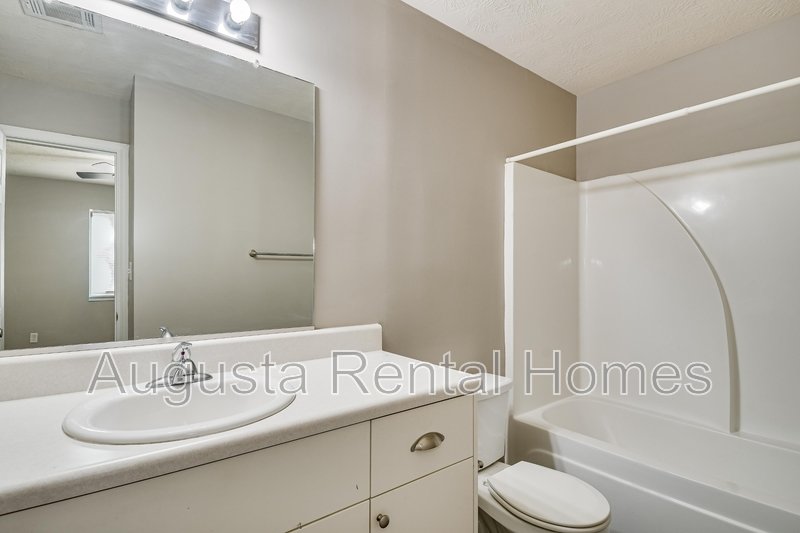 3004C Strickland Court property image