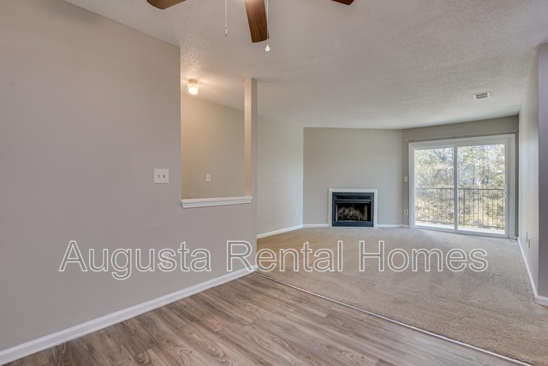 2810D Thomas Lane property image